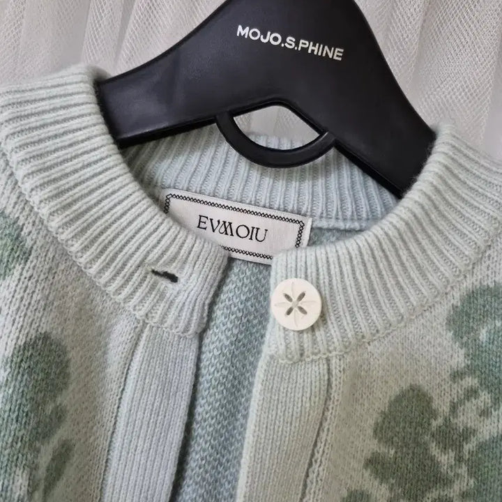 [SOLD OUT] 에브모우 가디건