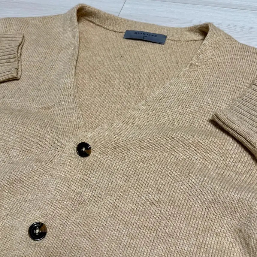 [BUNJANG] Giordano Beige Cardigan / 지오다노 가디건 베이지 색상