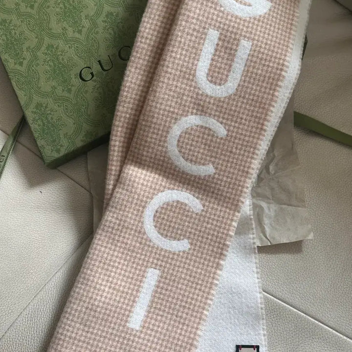 [BUNJANG] Gucci Houndstooth Wool Cashmere Muffler / 구찌 하운드투스패턴 울 캐시미어 머플러