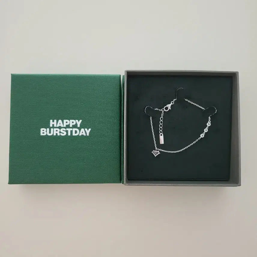 [BUNJANG] Seventeen 10th Anniversary Thunder Bracelet / 세븐틴 10주년 썬더 공방 팔찌 역조공