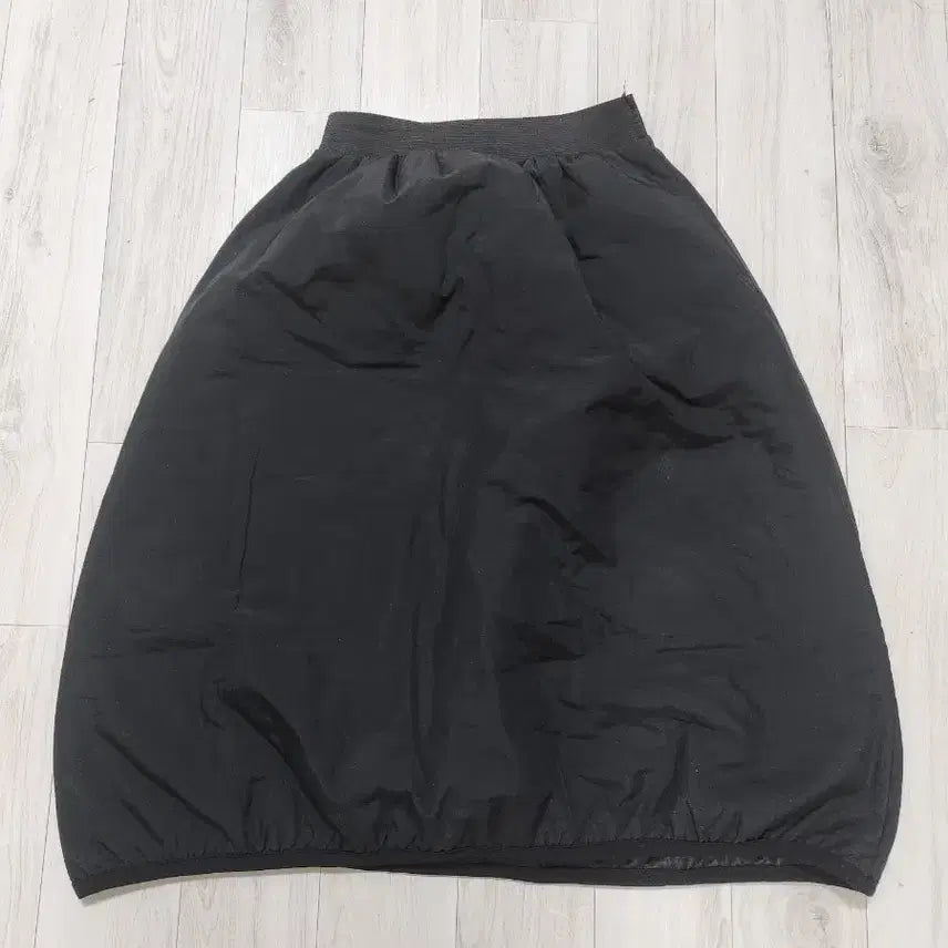 [BUNJANG] Black Long Padded Skirt / 패딩스커트