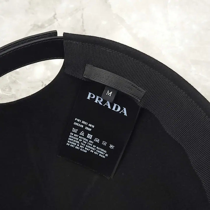 [BUNJANG] Prada Triangle Logo Wool Ball Cap M / 프라다 트라이앵글 삼각로고 울 볼캡 M 2HC249