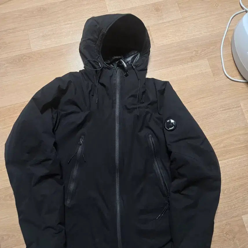 [BUNJANG] C.P. Company Black Hooded Padded Jacket XXL / C.P. 컴퍼니 블랙 후드 패딩 자켓 xxl