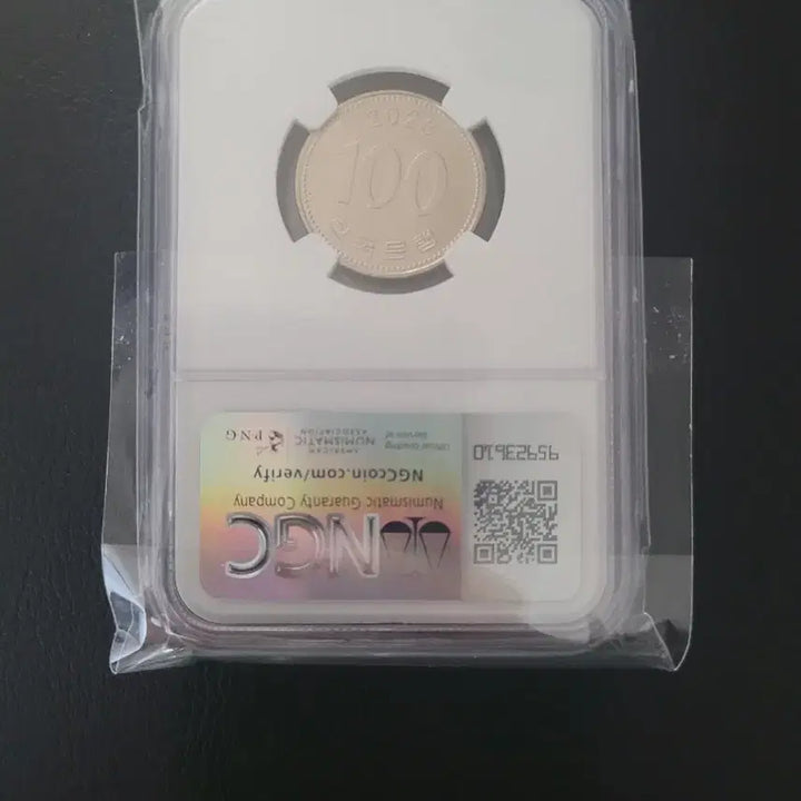 [BUNJANG] 2023 Korea 100 Won NGC MS65 Mint Coin / 2023 한국 100원 NGC MS65 민트코인