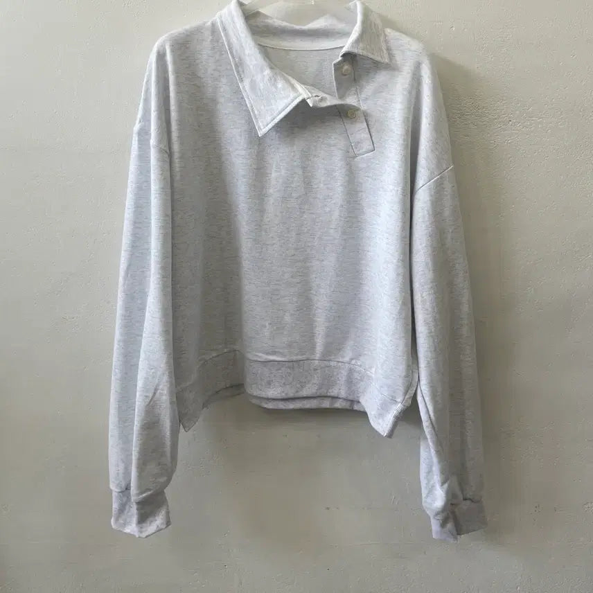 [BUNJANG] Unbalanced Collar Henry Neck Sweatshirt / 새상품 언발 헨리넥 카라 맨투맨