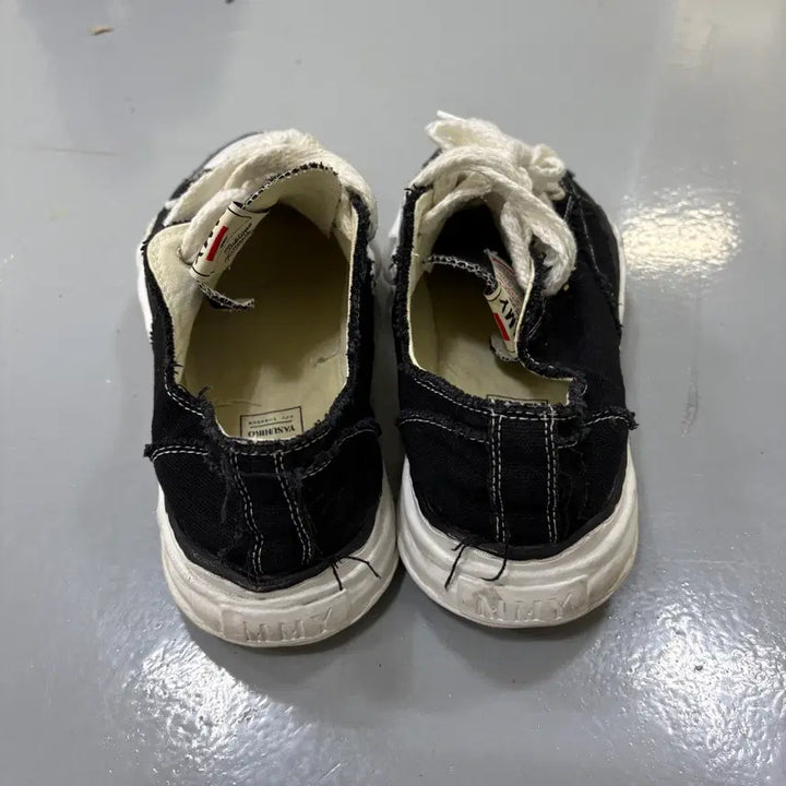 [BUNJANG] Maison Mihara Yasuhiro Sneakers / 메종 미하라 야스히로 스니커즈 0305J