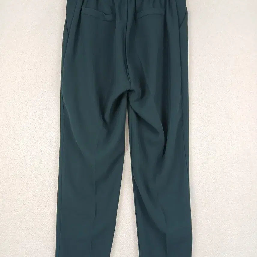 [BUNJANG] Open Closet Dark Green Pleated Slacks / open closet 여성 다크그린 핀턱 슬랙스 밴딩바지(M-L)