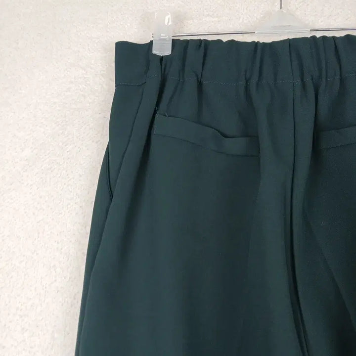 [BUNJANG] Open Closet Dark Green Pleated Slacks / open closet 여성 다크그린 핀턱 슬랙스 밴딩바지(M-L)