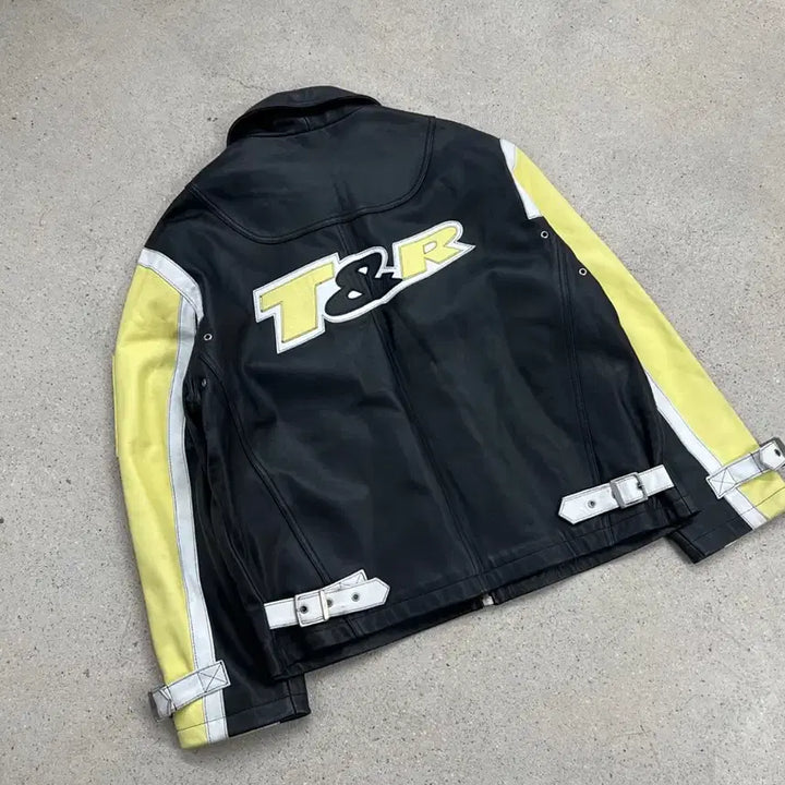 [BUNJANG] T.P.C. Big Logo Color Block Cow Leather Jacket / 티피코시 빅로고 배색 카우 레더 자켓