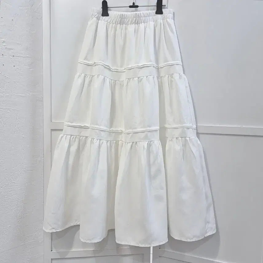 [BUNJANG] Place Studio Tiered Flare Long Skirt / 플레이스스튜디오 티어드 스커트 새상품