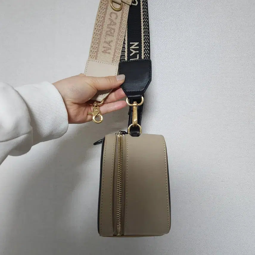 [BUNJANG] Calin Leather Crossbody Bag / 미사용 칼린 소가죽 크로스백