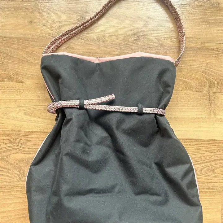 [BUNJANG] Pierre Cardin Bucket Shoulder Bag / 피에르가르뎅 버킷 숄더백