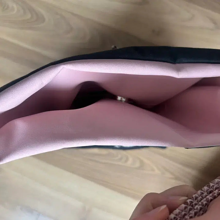 [BUNJANG] Pierre Cardin Bucket Shoulder Bag / 피에르가르뎅 버킷 숄더백