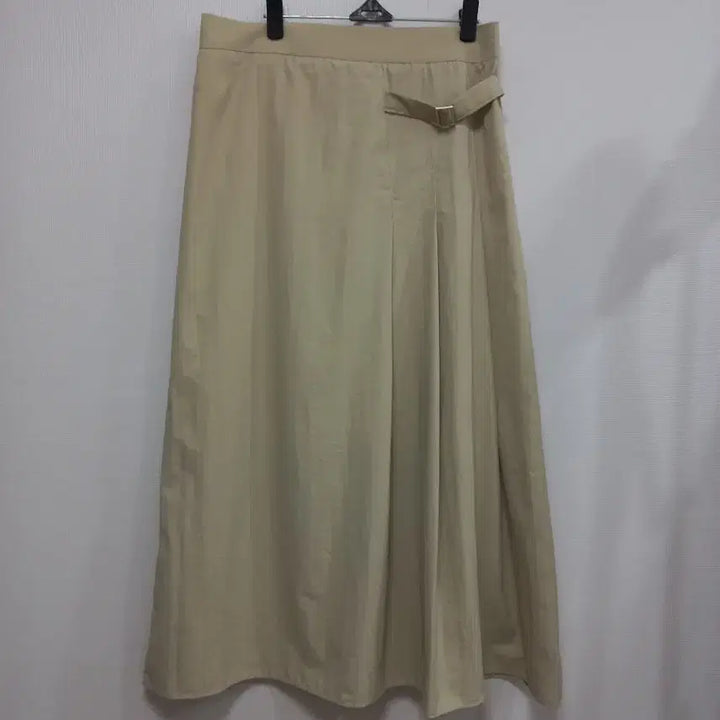 [BUNJANG] Unbranded Beige Long Skirt / 빅사이즈 뒷밴딩 롱스커트 베이지 30