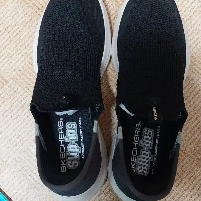 [BUNJANG] Skechers Slip-on Black Women&