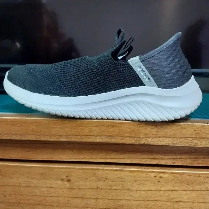 [BUNJANG] Skechers Slip-on Black Women&