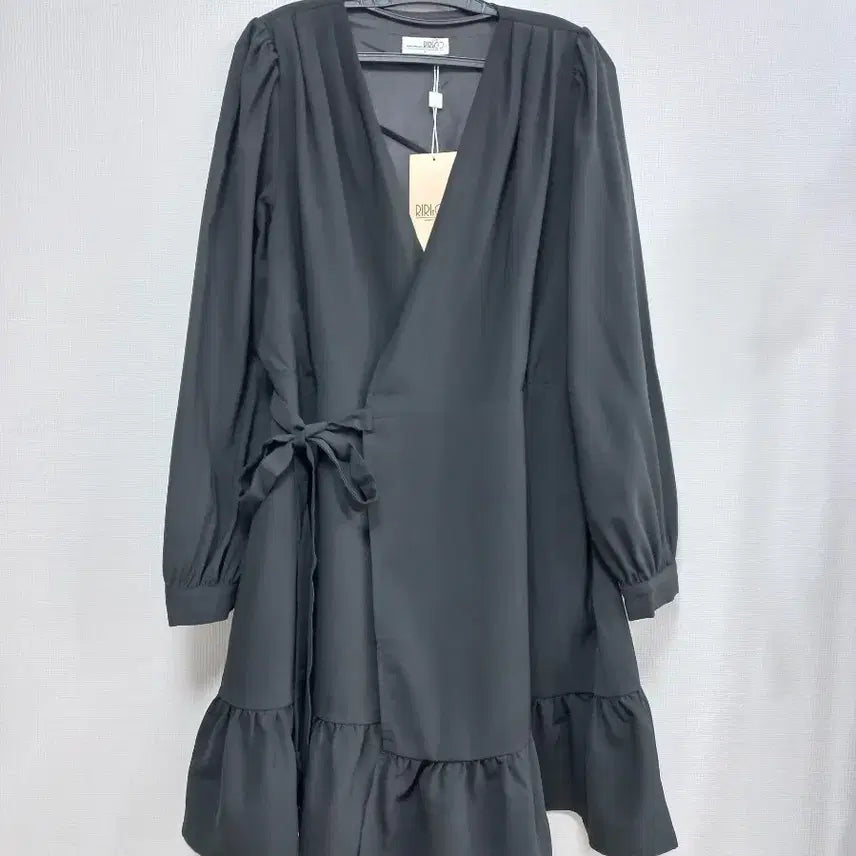 [SOLD OUT] 빅사이즈 프릴 랩원피스 블랙