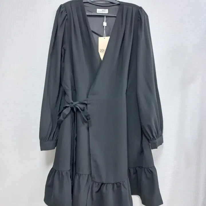 [SOLD OUT] 빅사이즈 프릴 랩원피스 블랙
