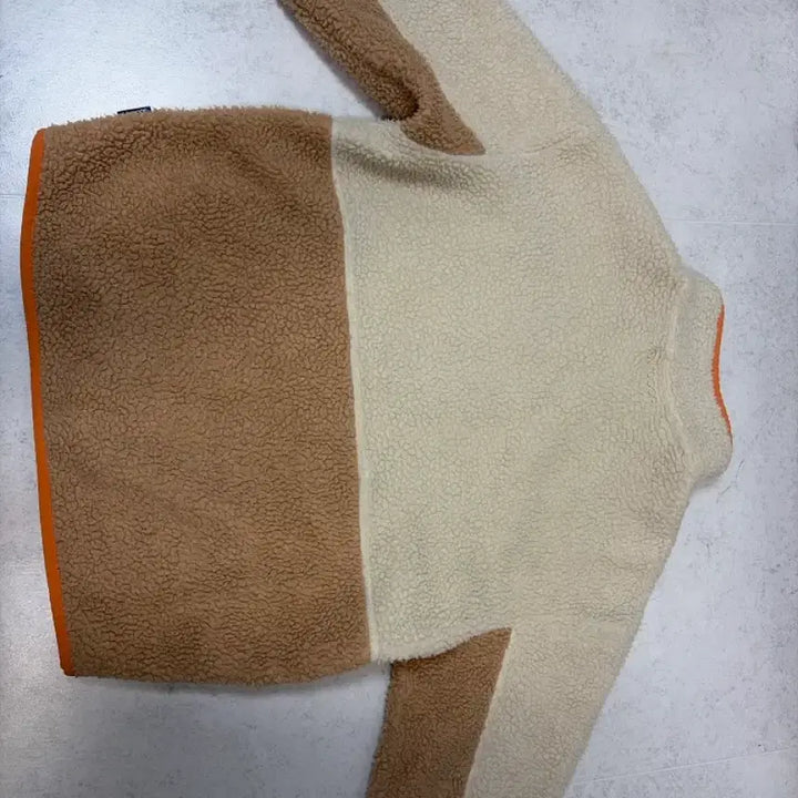 [BUNJANG] Outdoor Products Fleece Jacket Ivory/Brown / 아웃도어프로덕츠 양털 플리스 자켓 아이보리/브라운