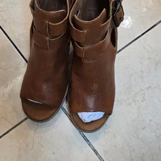 [BUNJANG] Timberland Gladiator Heeled Sandals / 팀버랜드 글래디에이터 샌들 힐 230 미리 정품