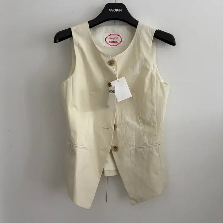 [BUNJANG] Sokin Ivory Vest / 쏘킨 아이보리 베스트