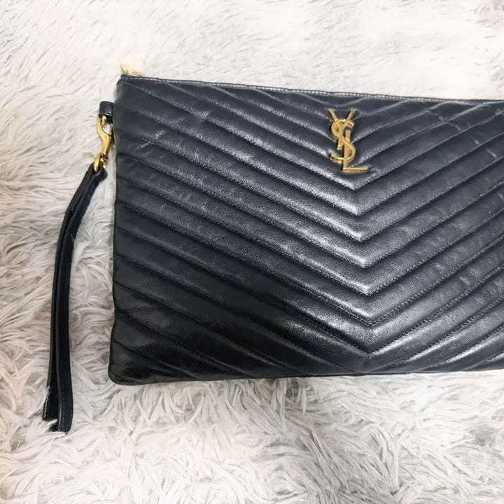 [BUNJANG] Saint Laurent Matelasse Clutch Black Gold / 생로랑 마틀라세 클러치 블랙 금장 정품