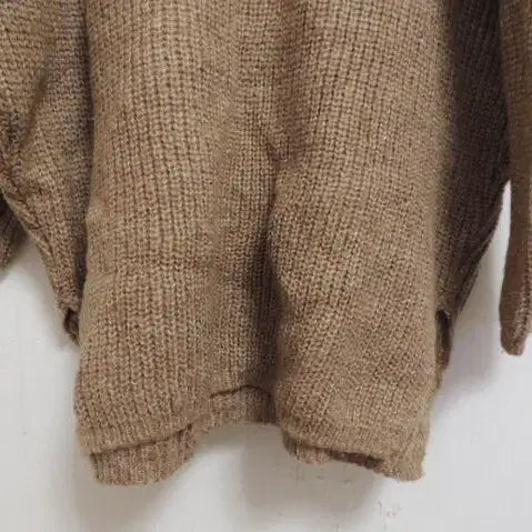 [BUNJANG] Loose Fit Knit Top / 컬러 멋지고 보들한 촉감이 너무 좋은 루즈핏 니트