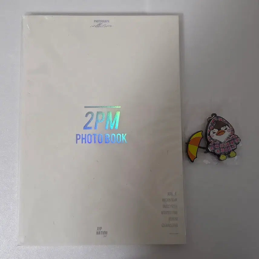 [SOLD OUT] 이준호 2016 JYPNATION 포토북 + 우비펭키링