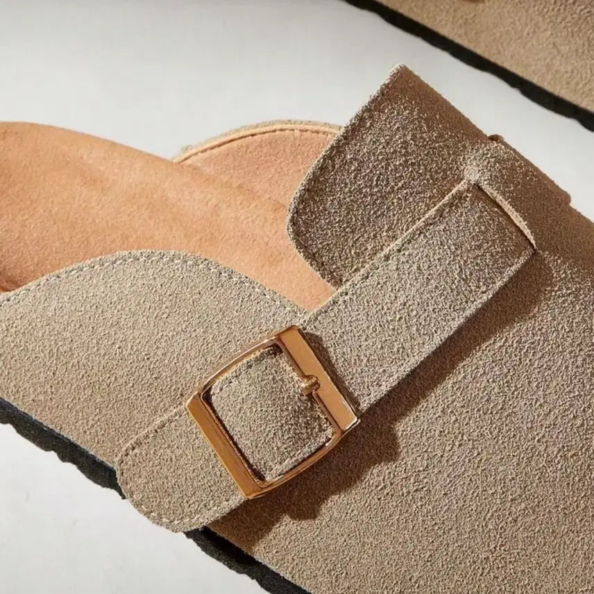 [BUNJANG] UGG Boston Style Suede Slippers / 새상품 UGG 보스턴 스타일 슬리퍼 235