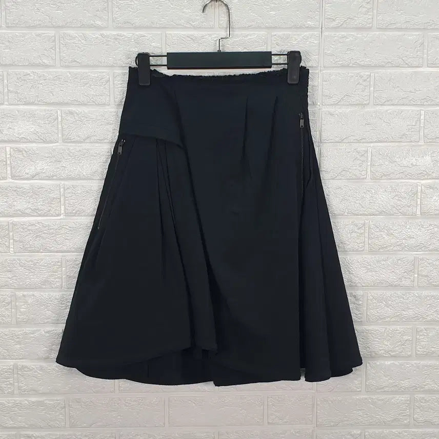 [BUNJANG] Mine Nylon Flare Skirt / [25]마인 나일론 플레어 스커트