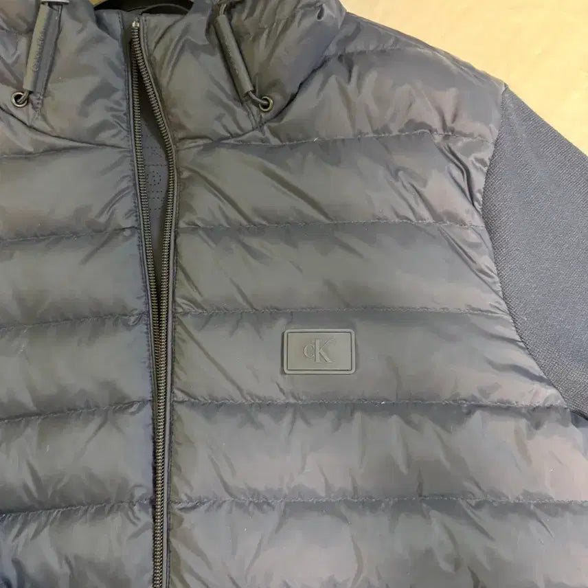 [BUNJANG] Calvin Klein Hybrid Knit Padded Jacket / 켈빈클라인 CK 하이브리드 패딩(니트 패딩)