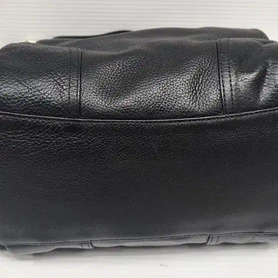 [SOLD OUT] MCM 엠씨엠 천연소가죽 호보백. 숄더백