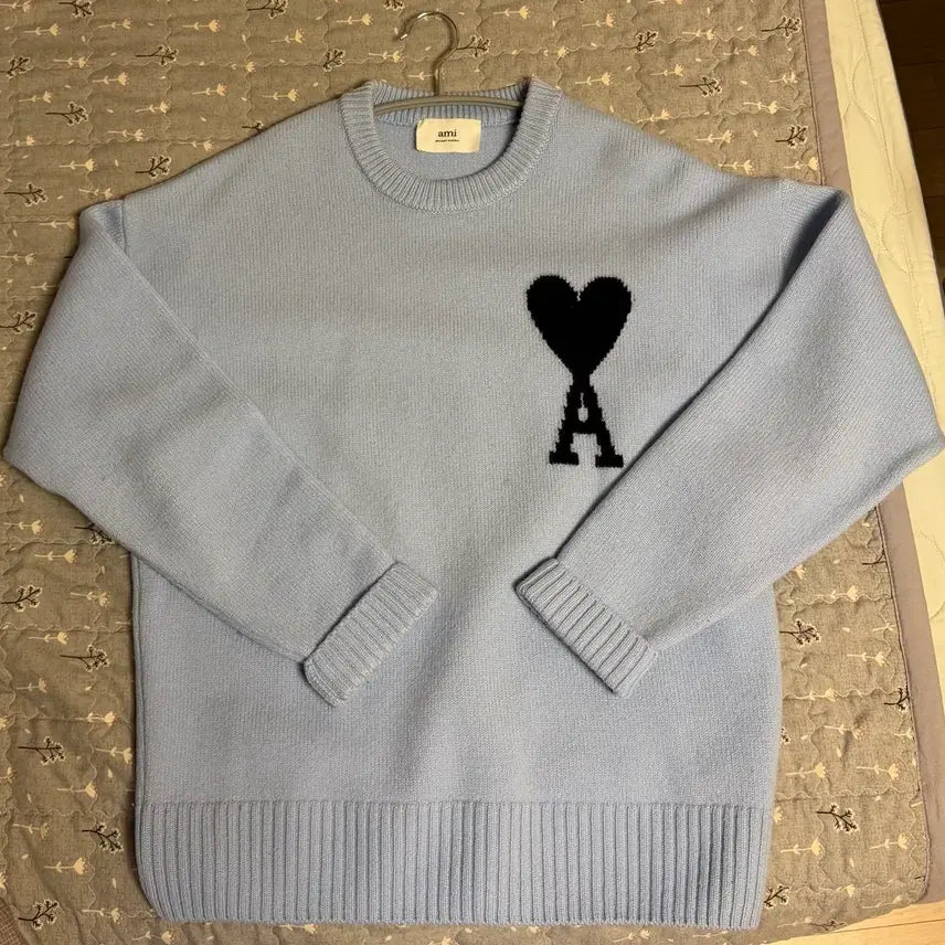 [BUNJANG] AMI Big Heart Logo Knit Steel Blue M / 아미 빅 하트 로고 니트 스틸블루 M