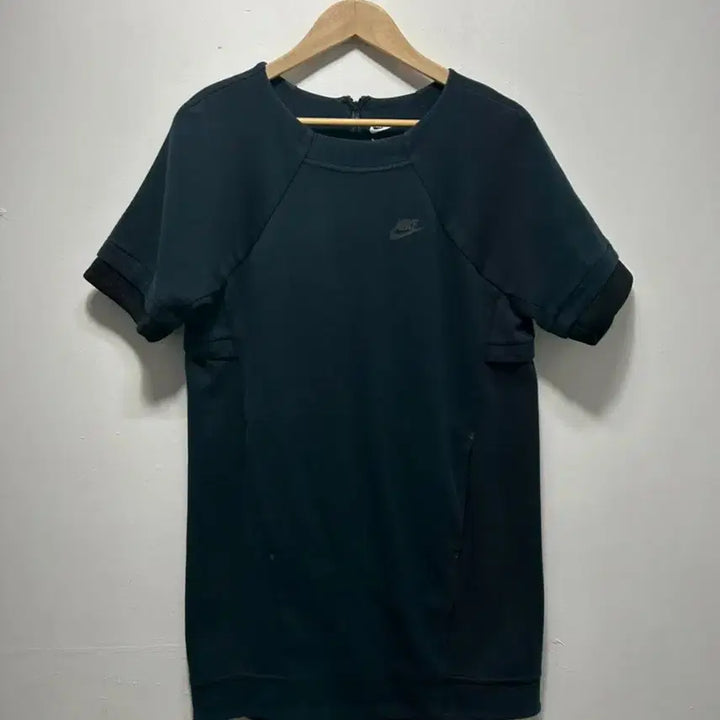 [SOLD OUT] 나이키 반팔 티셔츠 블랙M