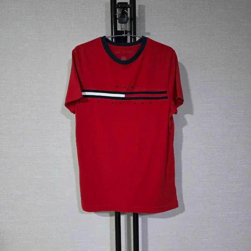 [BUNJANG] Tommy Hilfiger Unisex Red Stripe T-shirt / 타미힐피거 공용 레드 스트라이프 반팔티셔츠 S