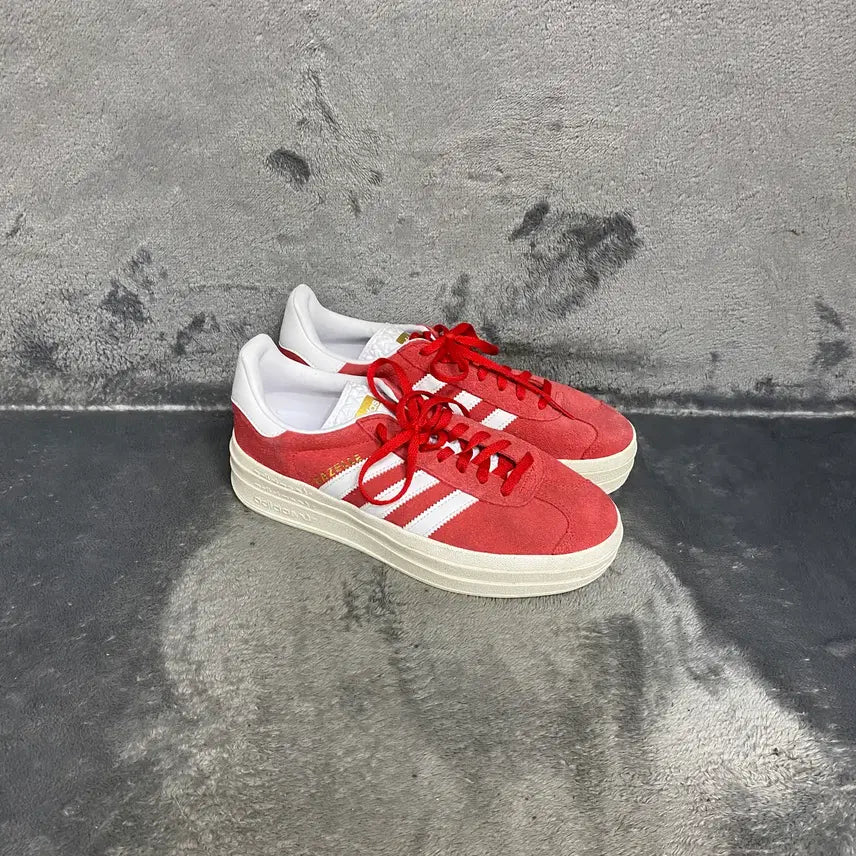 [SOLD OUT] 아디다스 스니커즈 250