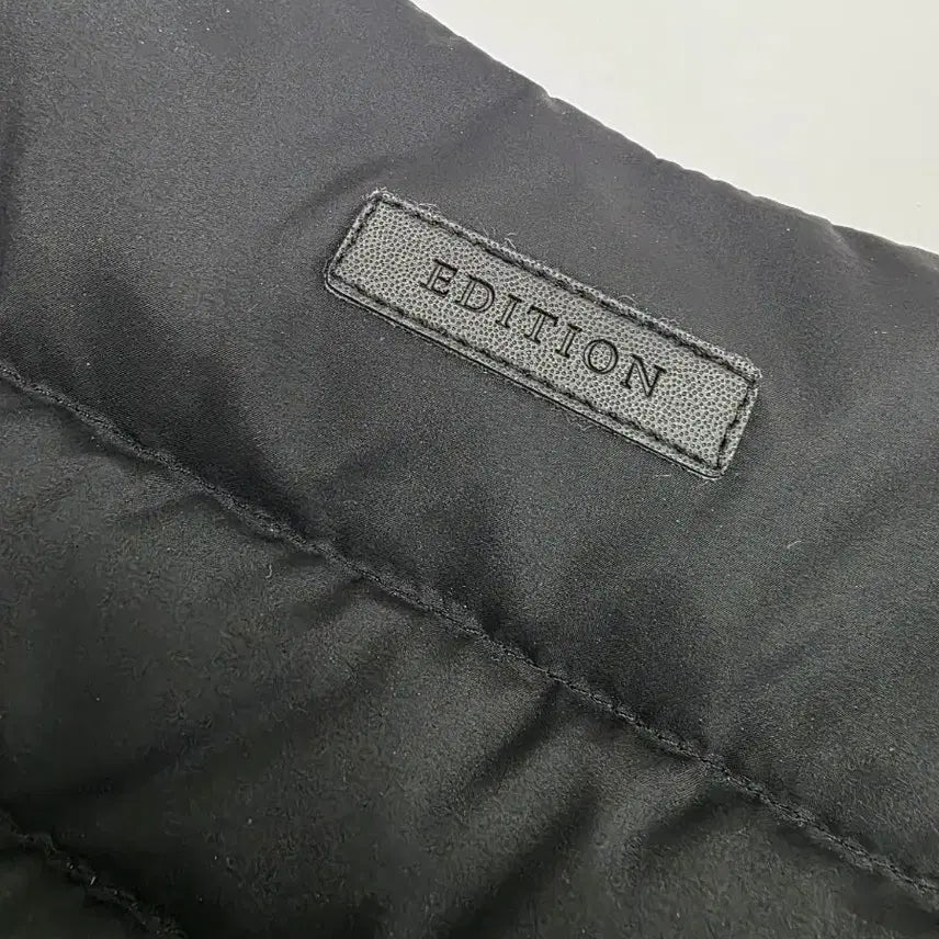 [BUNJANG] Edition Black Goose Down Padded Vest (95) / 에디션 블랙 패딩 조끼(95)