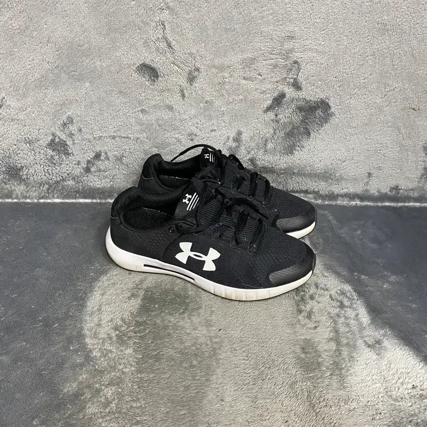 [BUNJANG] Under Armour Sneakers 245 / 언더아머 운동화 245