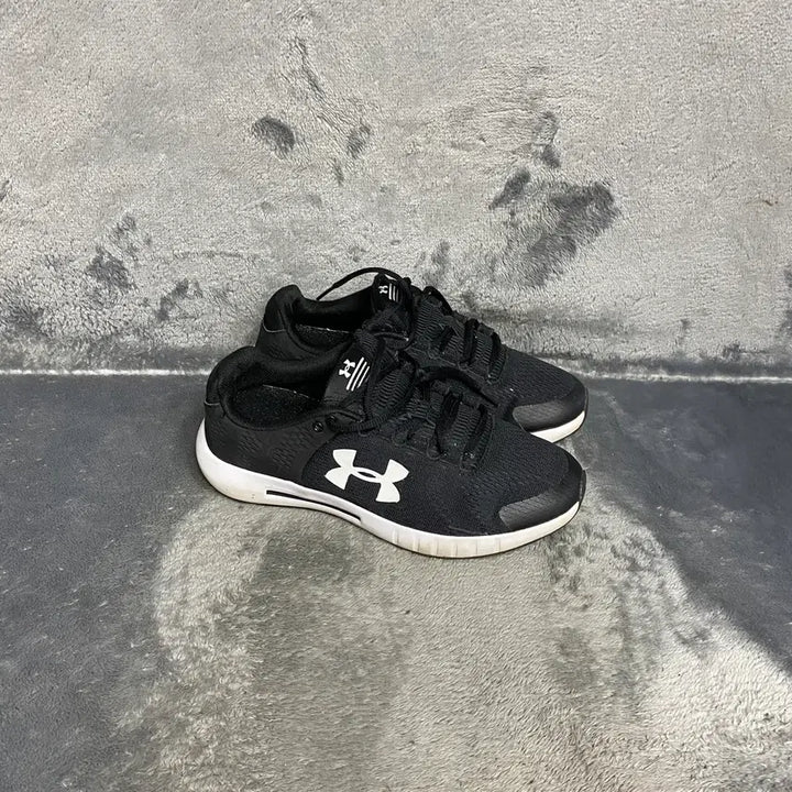 [BUNJANG] Under Armour Sneakers 245 / 언더아머 운동화 245