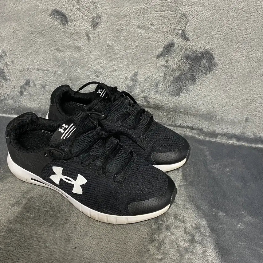 [BUNJANG] Under Armour Sneakers 245 / 언더아머 운동화 245