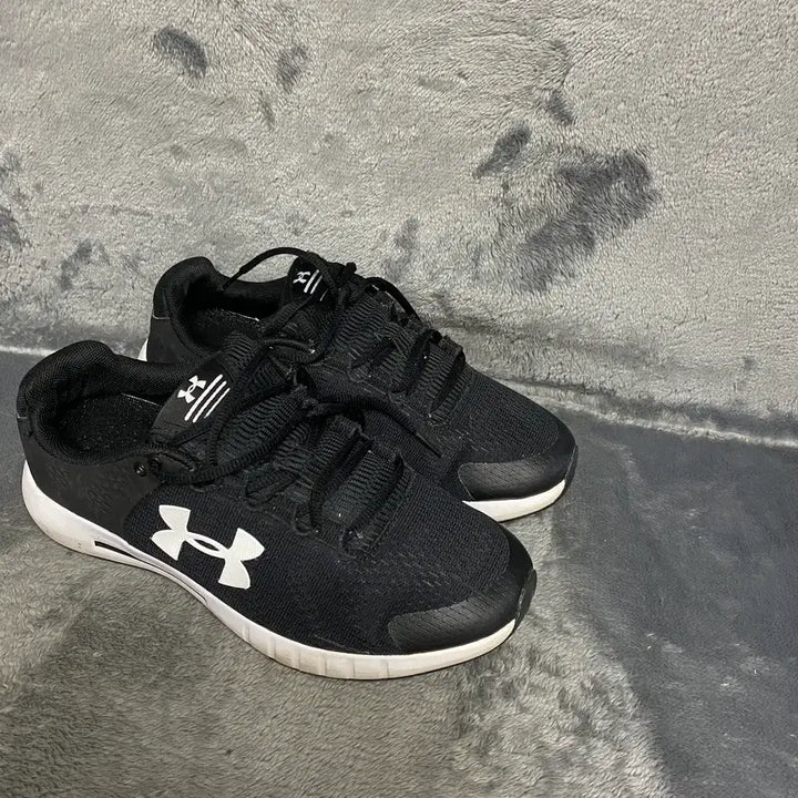 [BUNJANG] Under Armour Sneakers 245 / 언더아머 운동화 245
