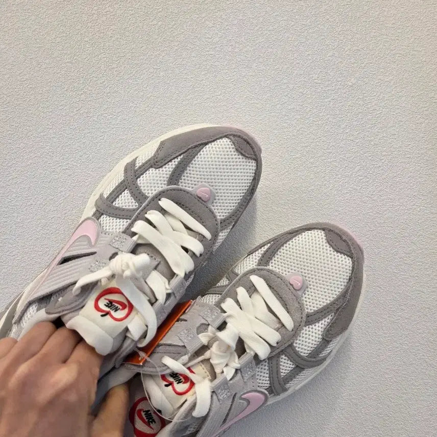 [BUNJANG] Nike V2K Run Sneakers / 나이키우먼 V2K런 새상품 225/230 새상품