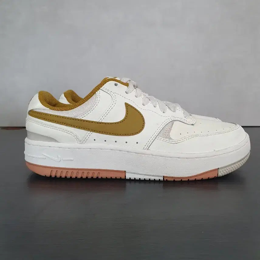 [BUNJANG] Nike Gamma Force Sail Bronzine Sneakers (245) / 나이키 감마 포스 세일 브론진 (245)