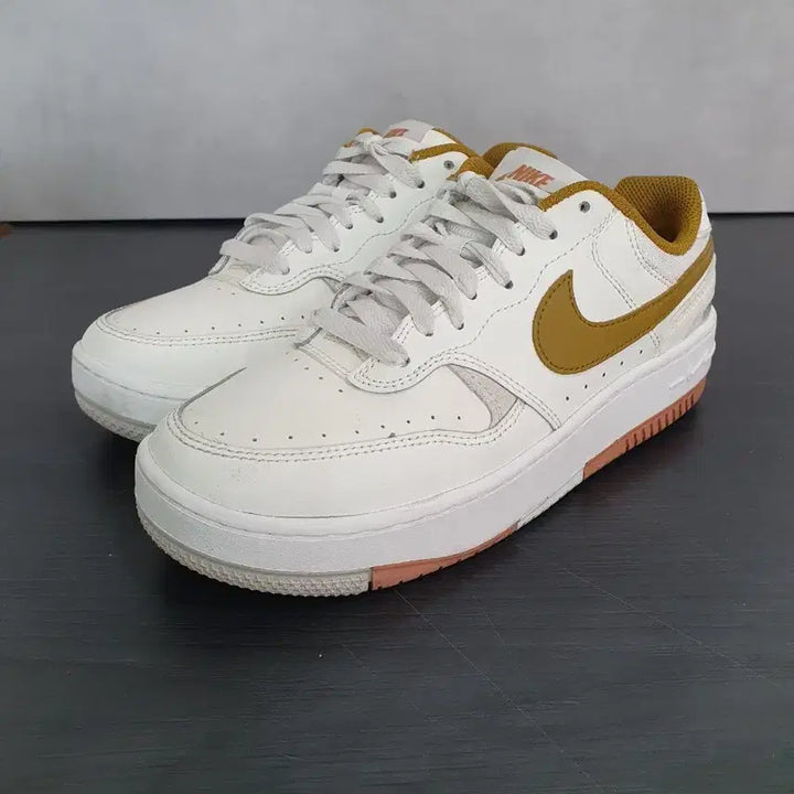 [BUNJANG] Nike Gamma Force Sail Bronzine Sneakers (245) / 나이키 감마 포스 세일 브론진 (245)