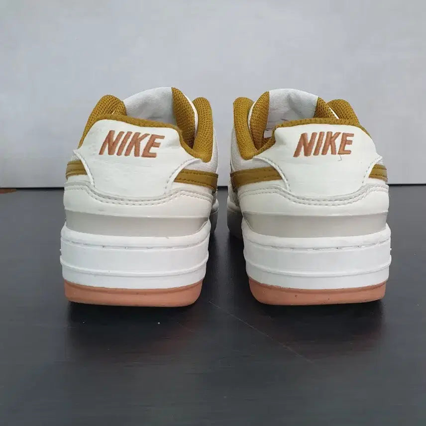 [BUNJANG] Nike Gamma Force Sail Bronzine Sneakers (245) / 나이키 감마 포스 세일 브론진 (245)