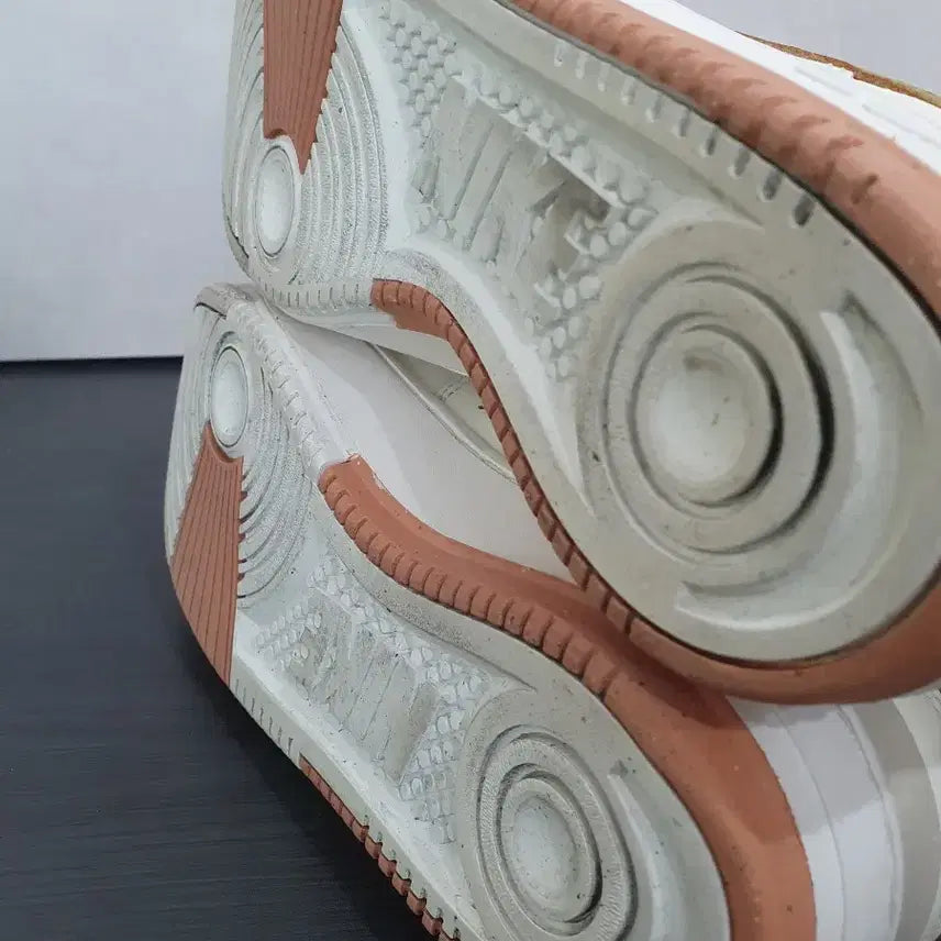 [BUNJANG] Nike Gamma Force Sail Bronzine Sneakers (245) / 나이키 감마 포스 세일 브론진 (245)