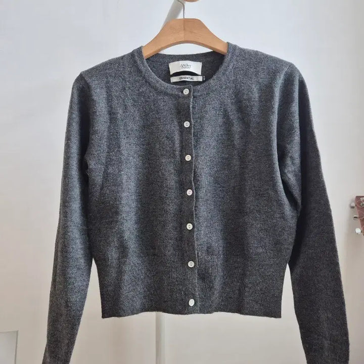 [BUNJANG] Atelier9 Essential Wool Warm Cardigan / 아틀리에나인 에센셜 울 웜 가디건 xs-s 차콜
