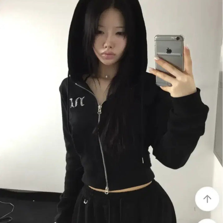[BUNJANG] Falling Up Slim Fit Cropped Hoodie / 폴링업 세미크롭 술림핏 후드집업