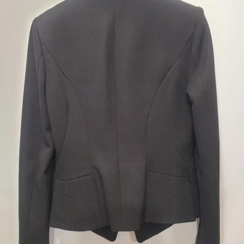 [BUNJANG] JJ JIGOTT Black Pearl Embellished Jacket / JJ지고트 블랙 진주 장식 자켓55(44에게 편안함)