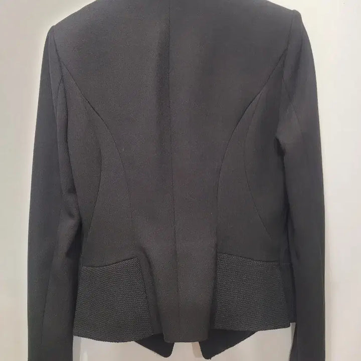 [BUNJANG] JJ JIGOTT Black Pearl Embellished Jacket / JJ지고트 블랙 진주 장식 자켓55(44에게 편안함)